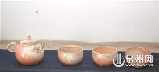 清新温润的柴烧茶具
